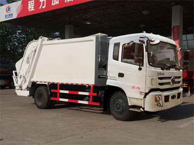 東風特商壓縮式垃圾車